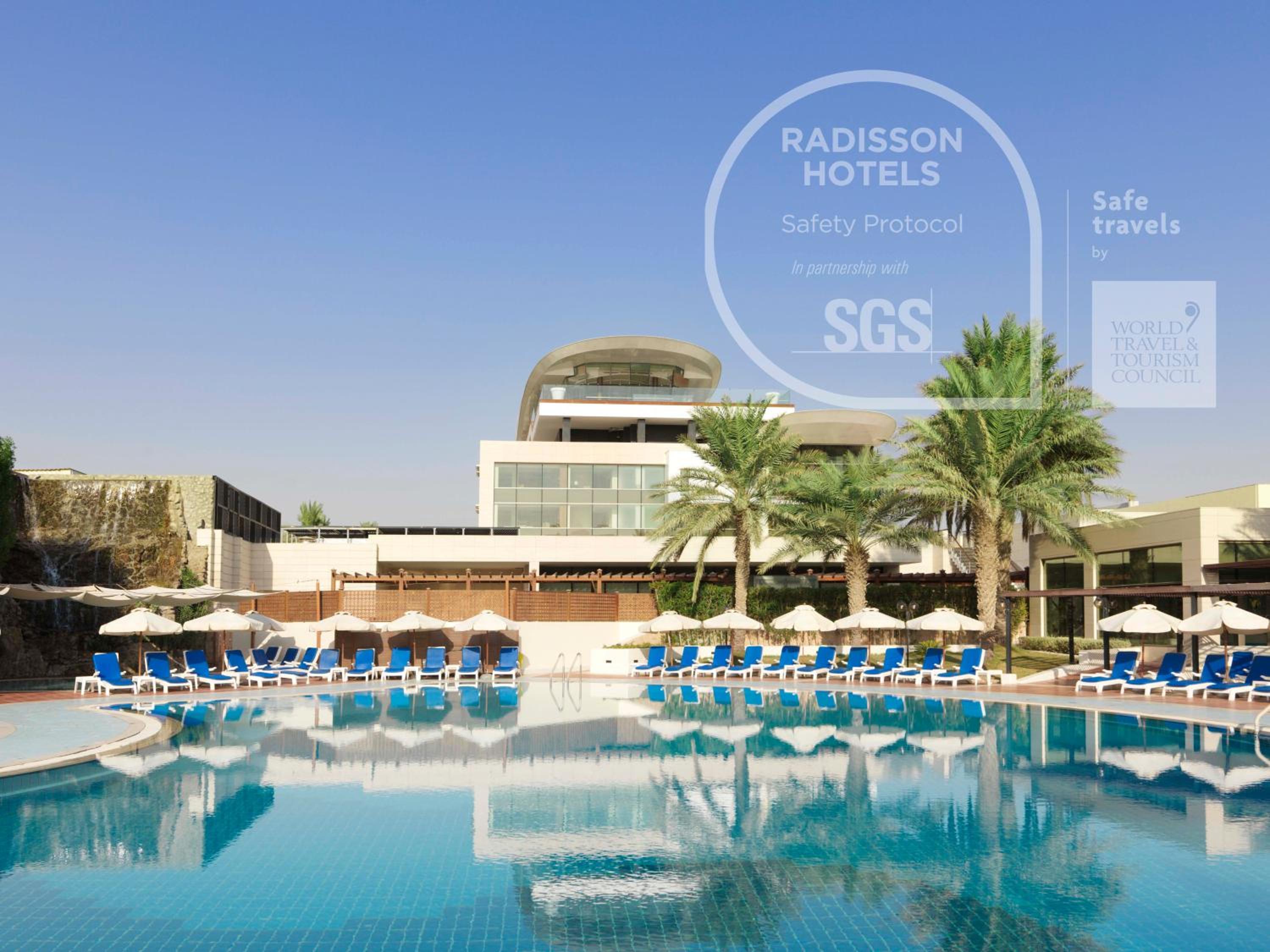 Radisson Blu Hotel, Kuwait — снимок 10