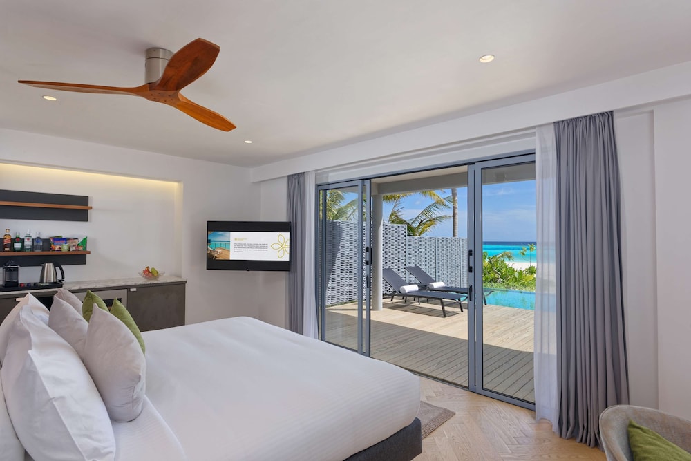 Outrigger Maldives Maafushivaru Resort — снимок 21