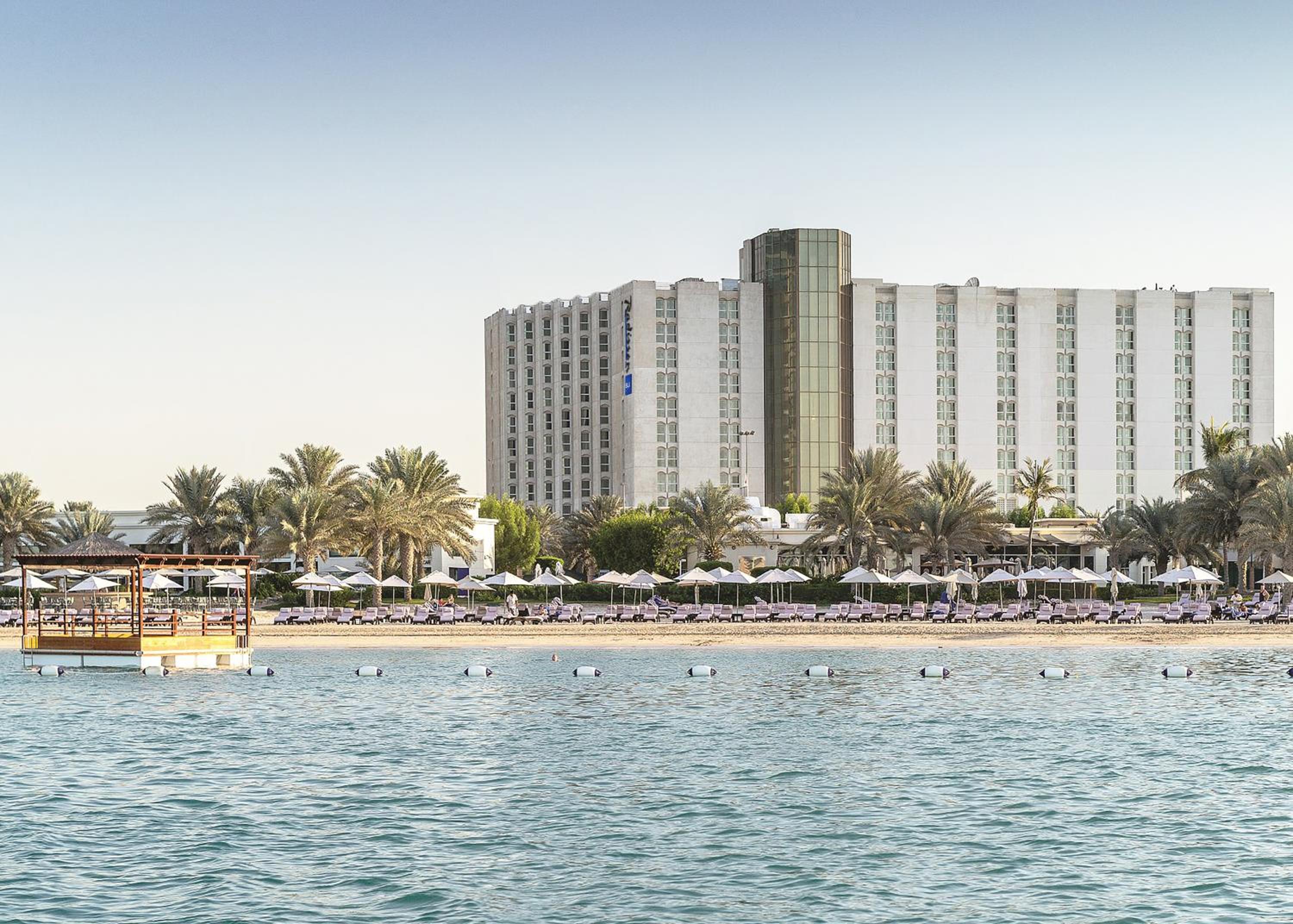Radisson Blu Hotel & Resort, Abu Dhabi Corniche — снимок 26