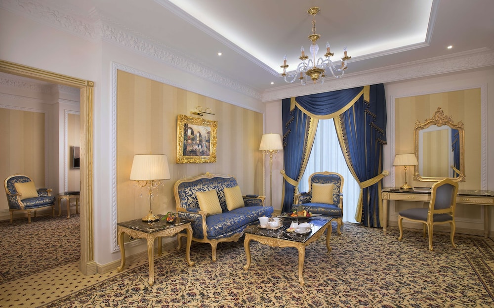 Royal Rose Hotel — снимок 19
