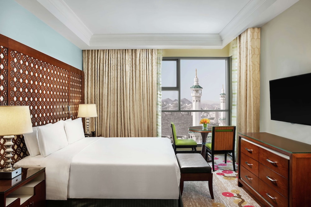 Hilton Suites Makkah — снимок 17