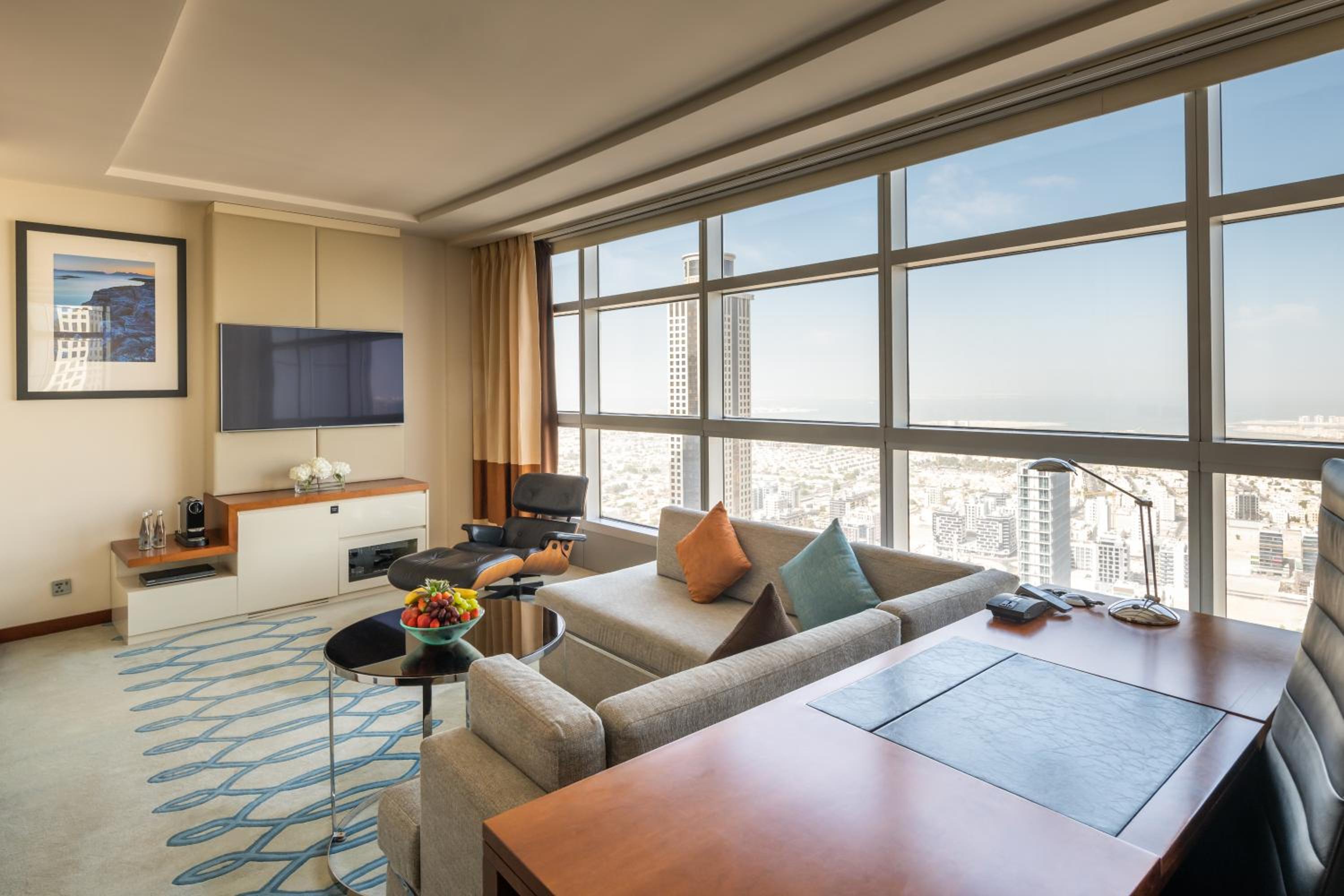 Jumeirah Emirates Towers — снимок 15