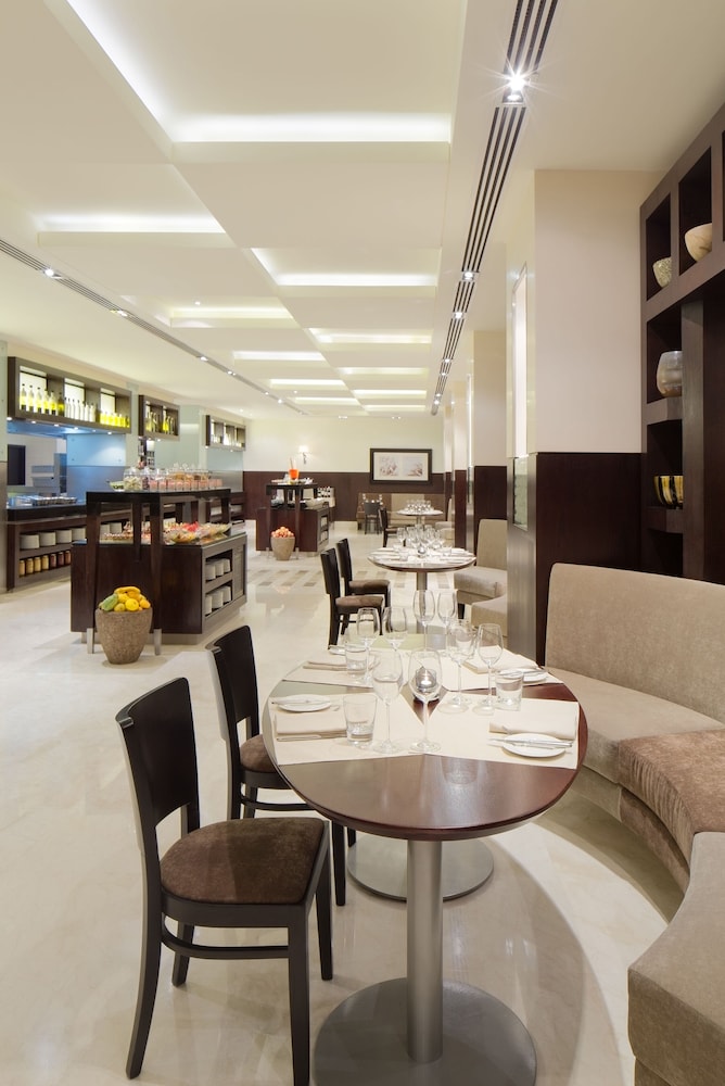 Hyatt Regency Dubai — снимок 19