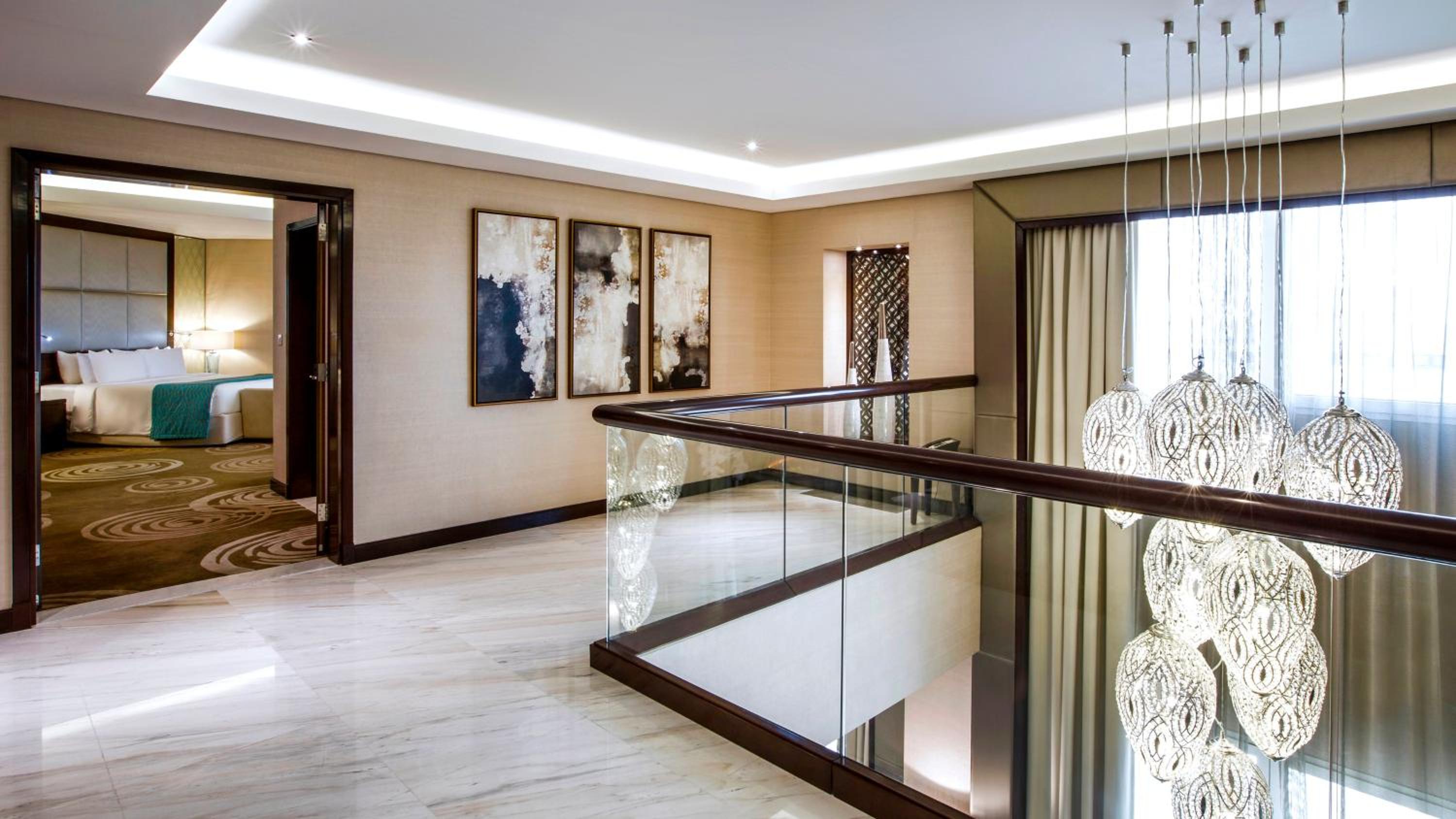 Crowne Plaza Dubai Deira, an IHG Hotel — снимок 12