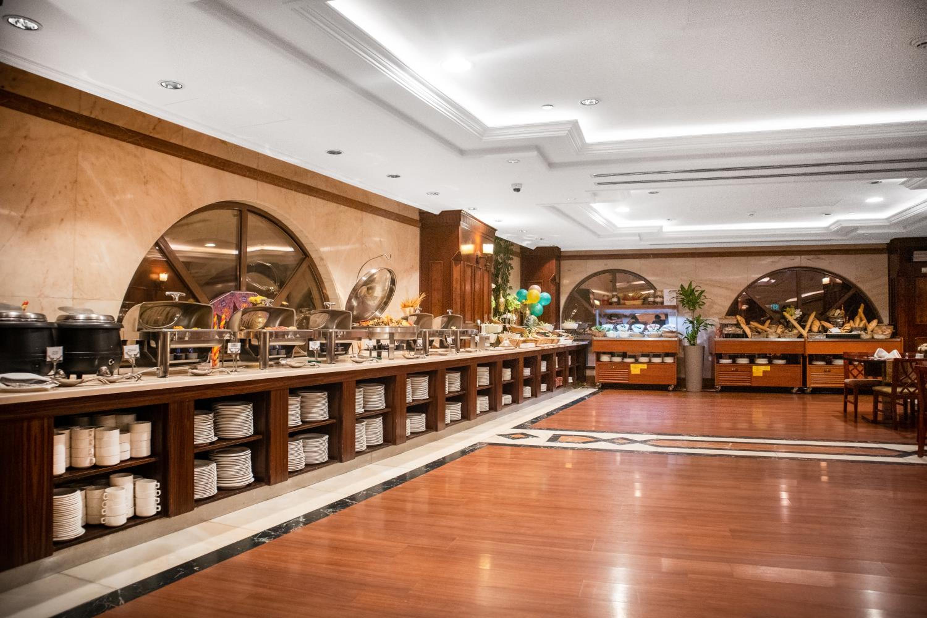 Al Eiman Royal Hotel — снимок 24
