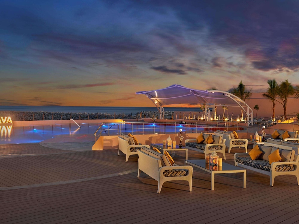 Fairmont Fujairah Beach Resort — снимок 12