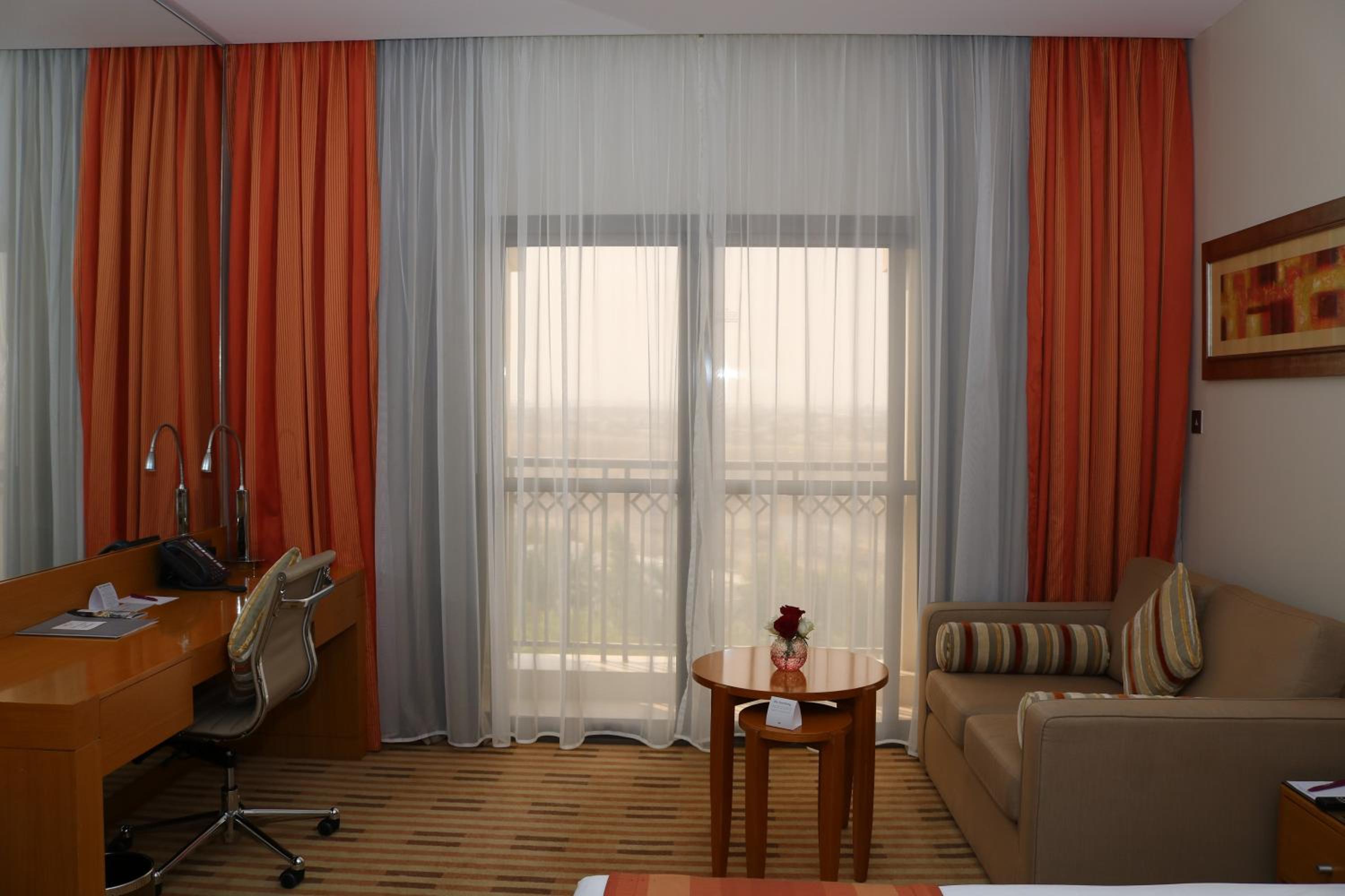 Crowne Plaza Sohar, an IHG Hotel — снимок 13