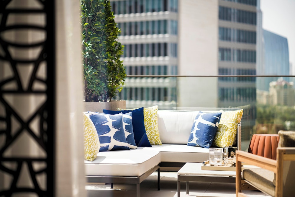 Four Seasons Hotel Dubai International Financial Centre — снимок 2