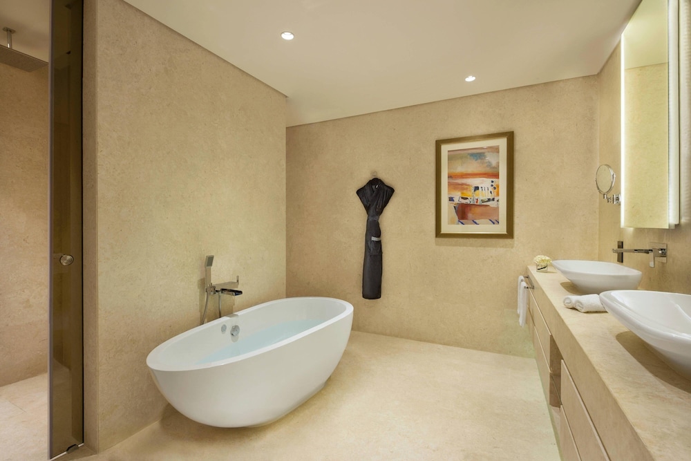 La Ville Hotel & Suites CITY WALK, Dubai, Autograph Collection — снимок 27