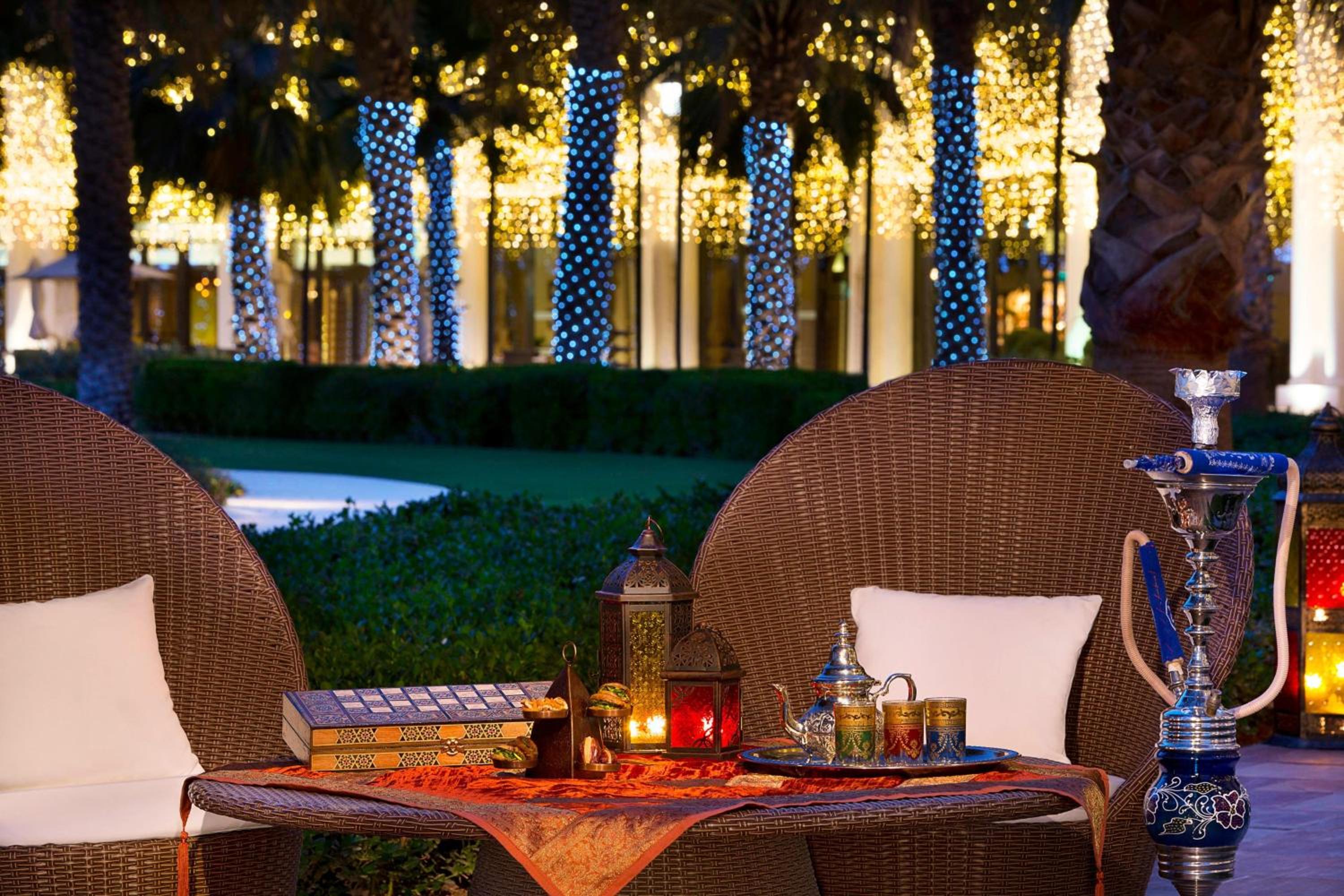 The Ritz-Carlton Abu Dhabi, Grand Canal — снимок 25