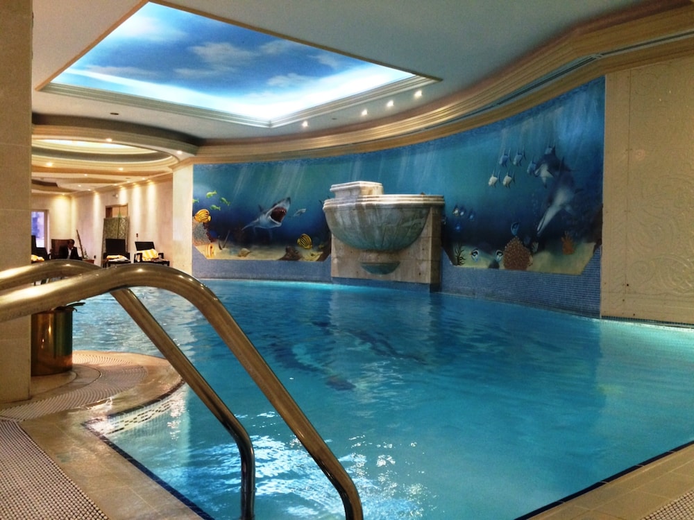 Magnum Hotel & Suites West Bay — снимок 16