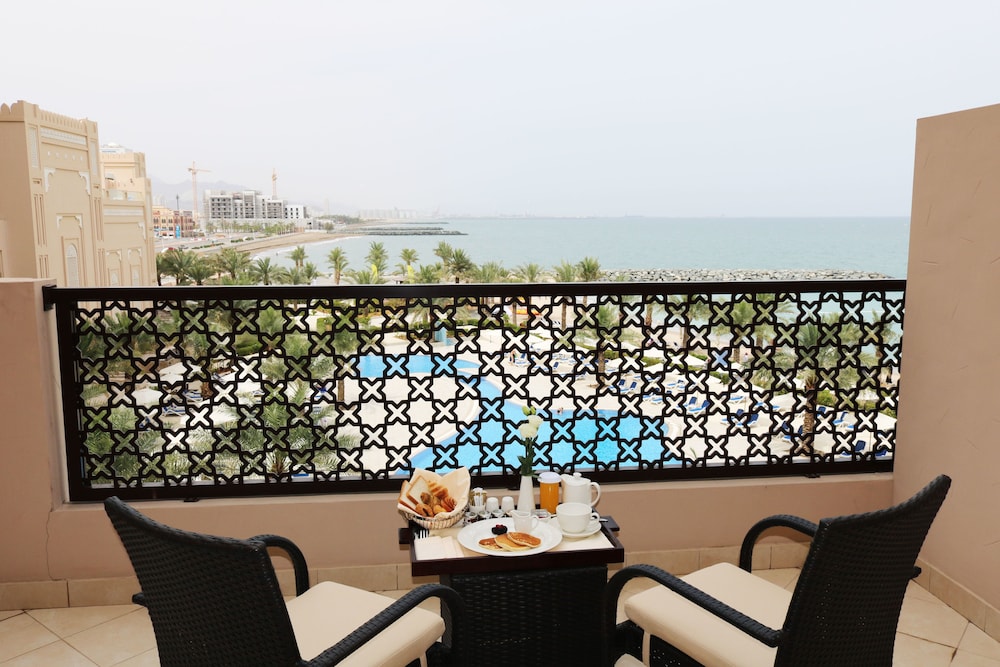 Al Bahar Hotel & Resort — снимок 13