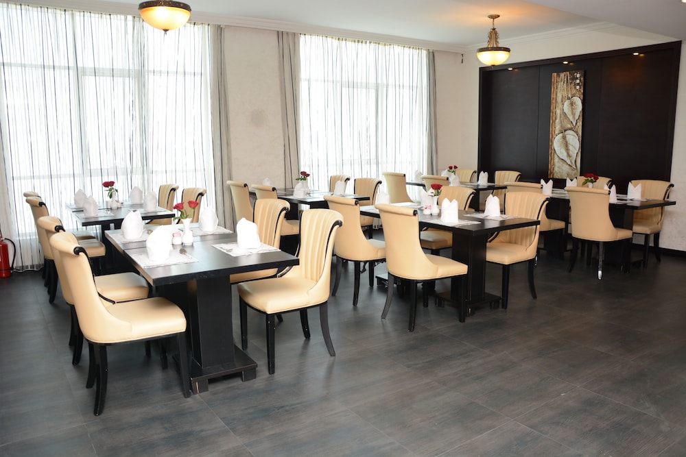 Aryana Hotel — снимок 7