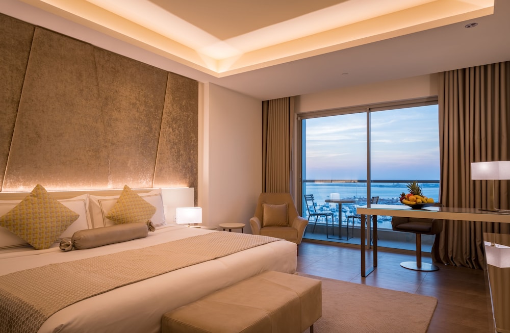 The Grove Hotel & Conference Centre — снимок 14