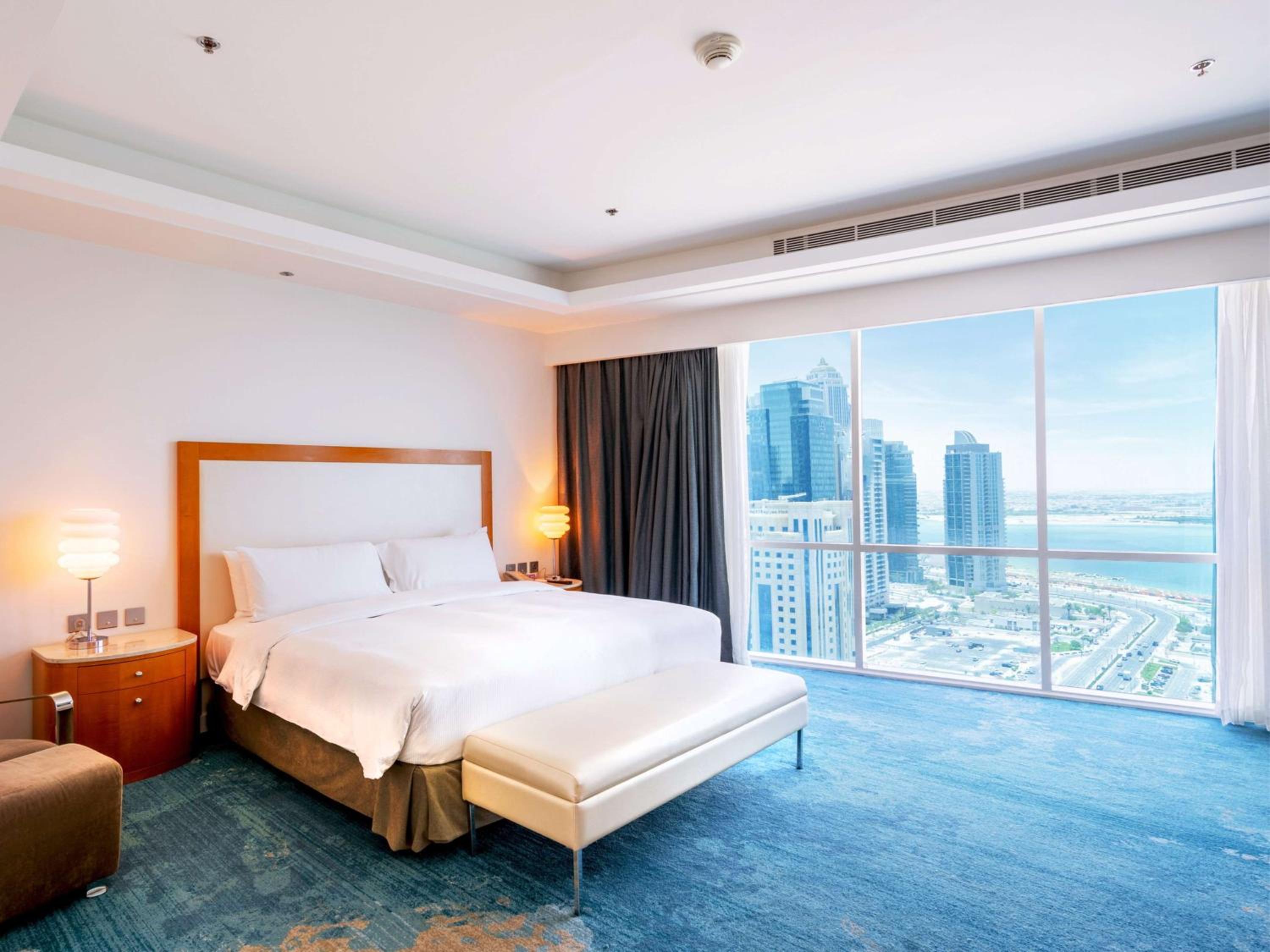 Hilton Doha — снимок 17