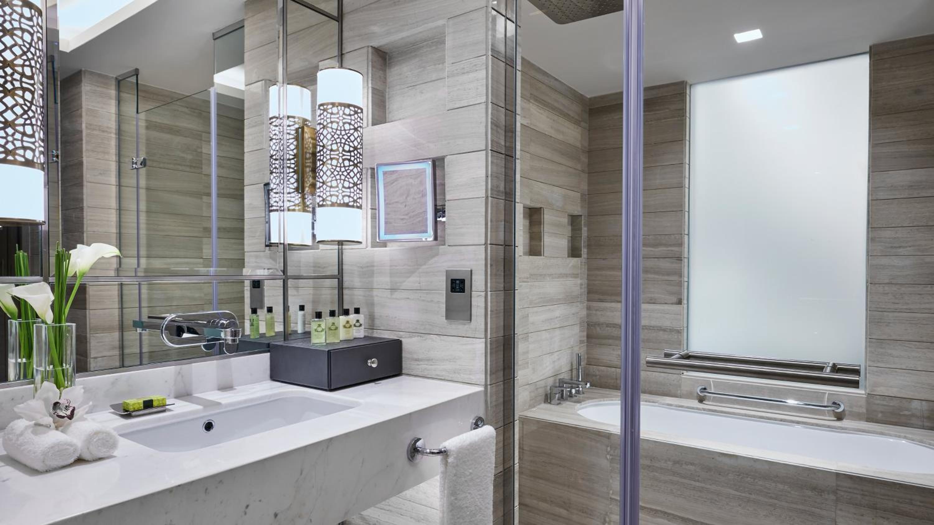 InterContinental Doha Beach & Spa, an IHG Hotel — снимок 10