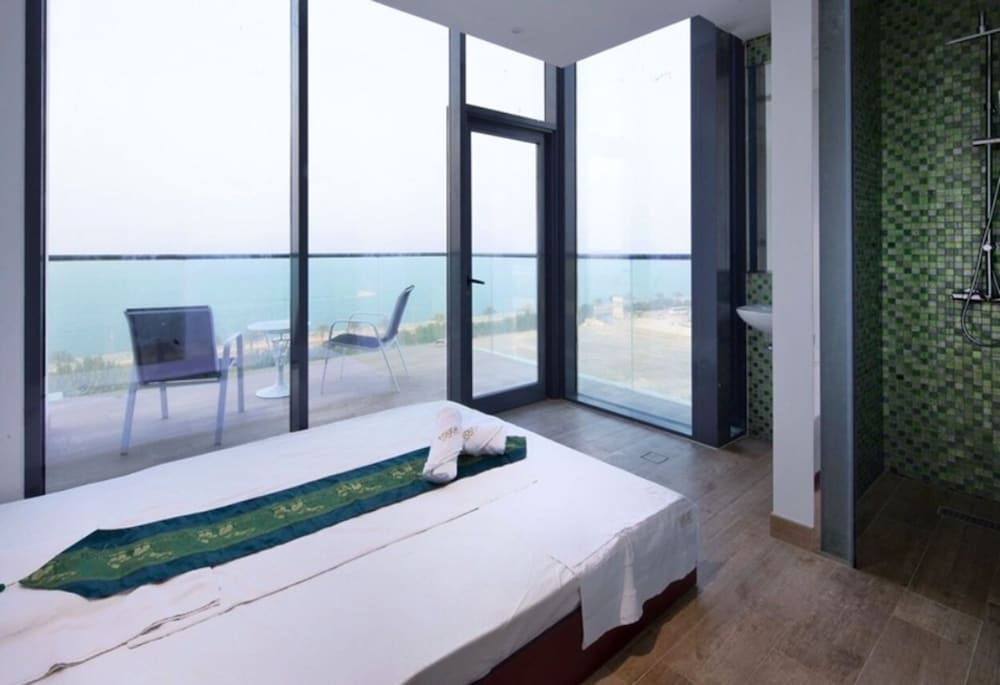 C Central Resort the Palm — снимок 15