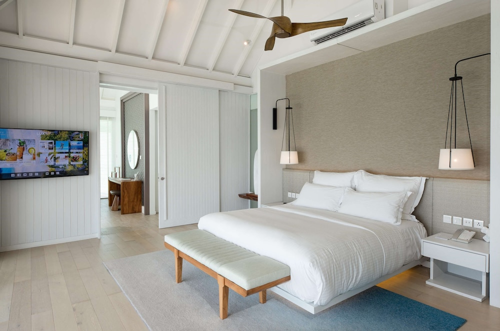 Lux* South Ari Atoll, Maldives — снимок 26
