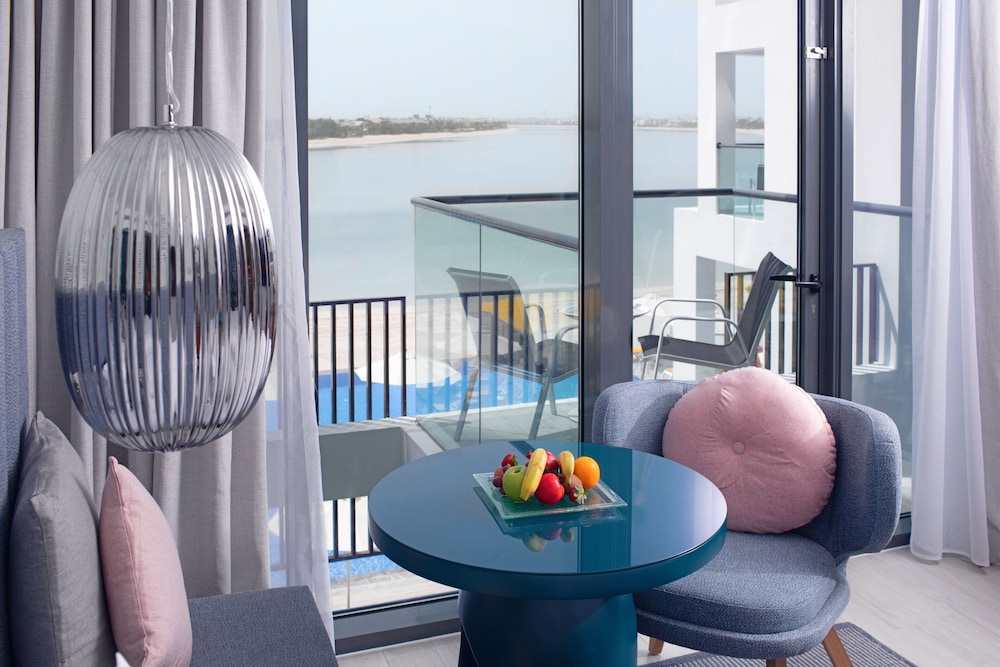 C Central Resort the Palm — снимок 19