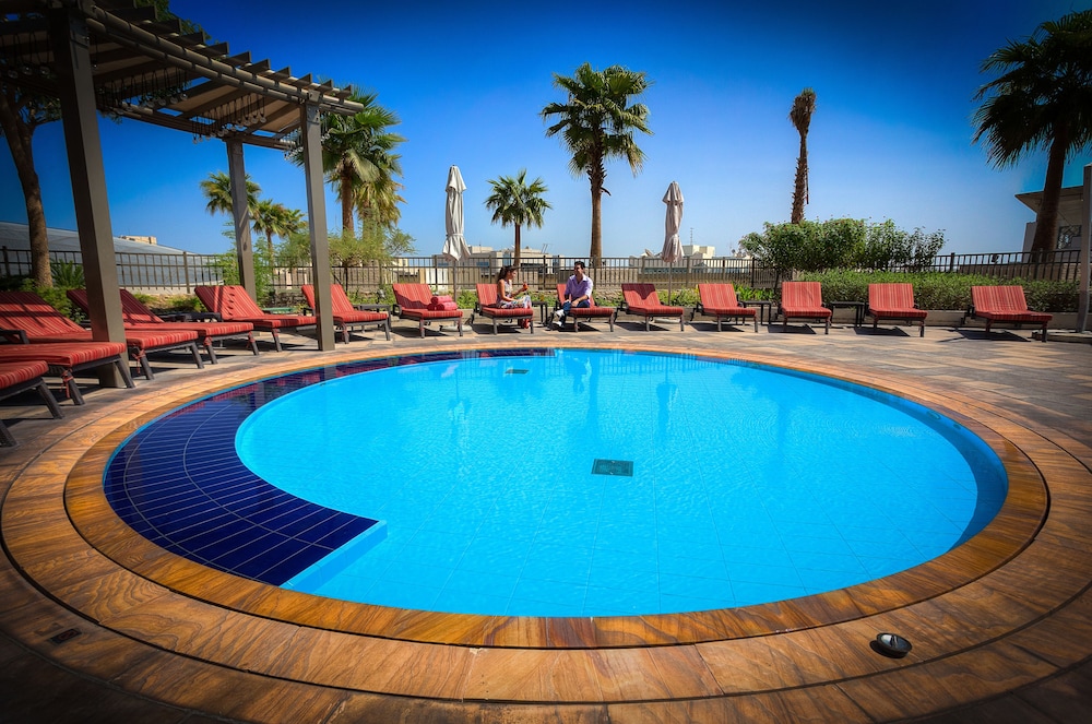 Swissotel Al Ghurair — снимок 3