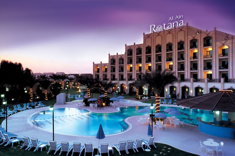 Al Ain Rotana — вид курорта