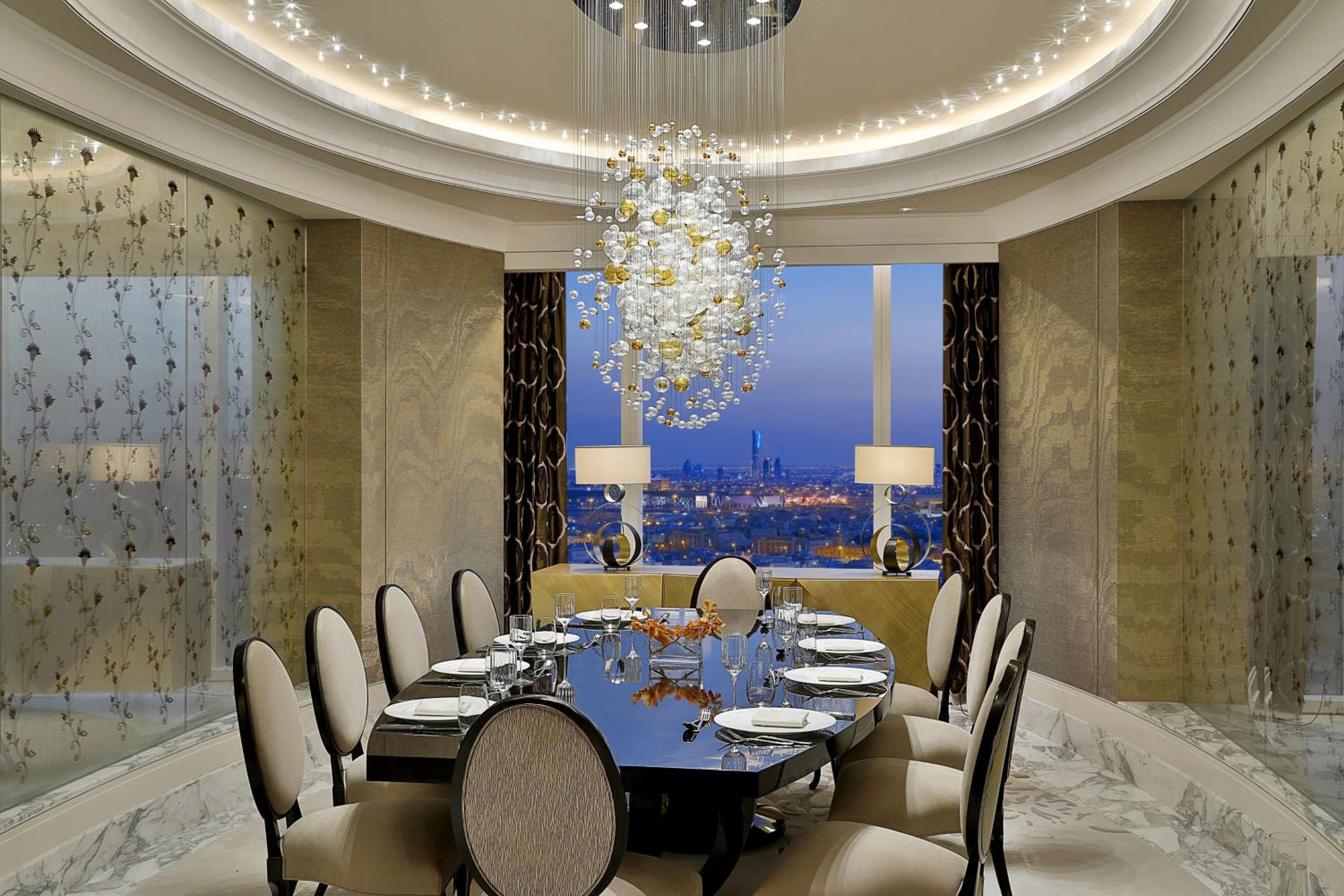 Hilton Riyadh Hotel & Residences — снимок 14