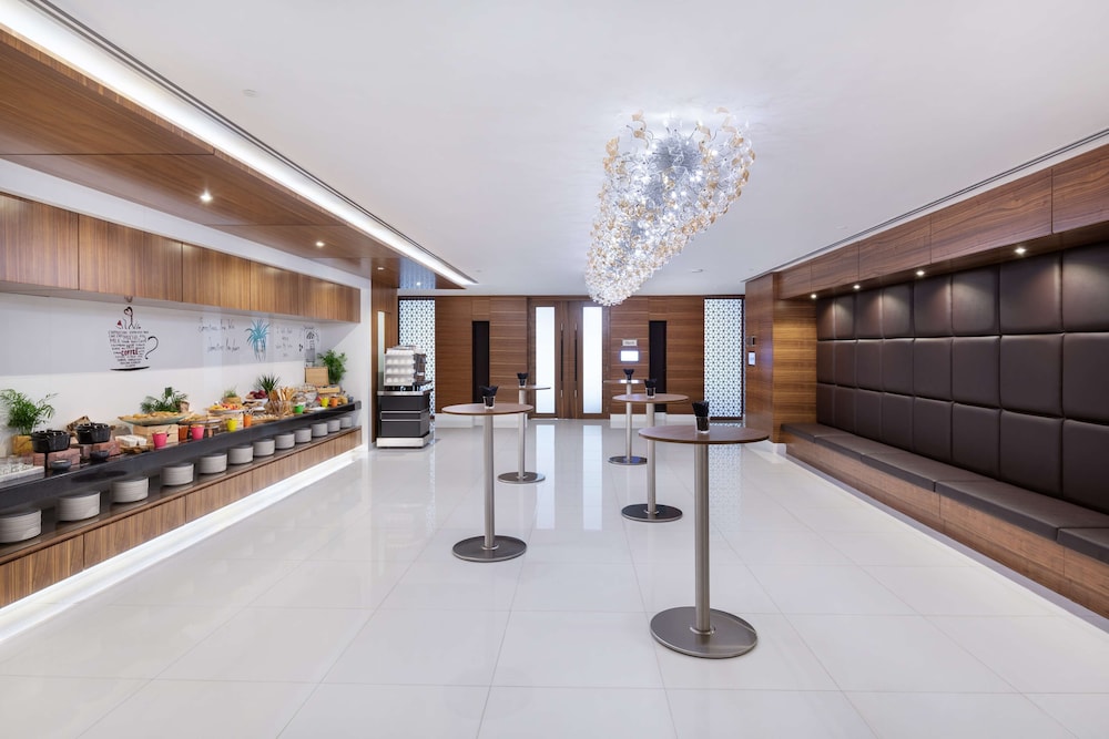 Radisson Blu Hotel Dubai Waterfront — снимок 22