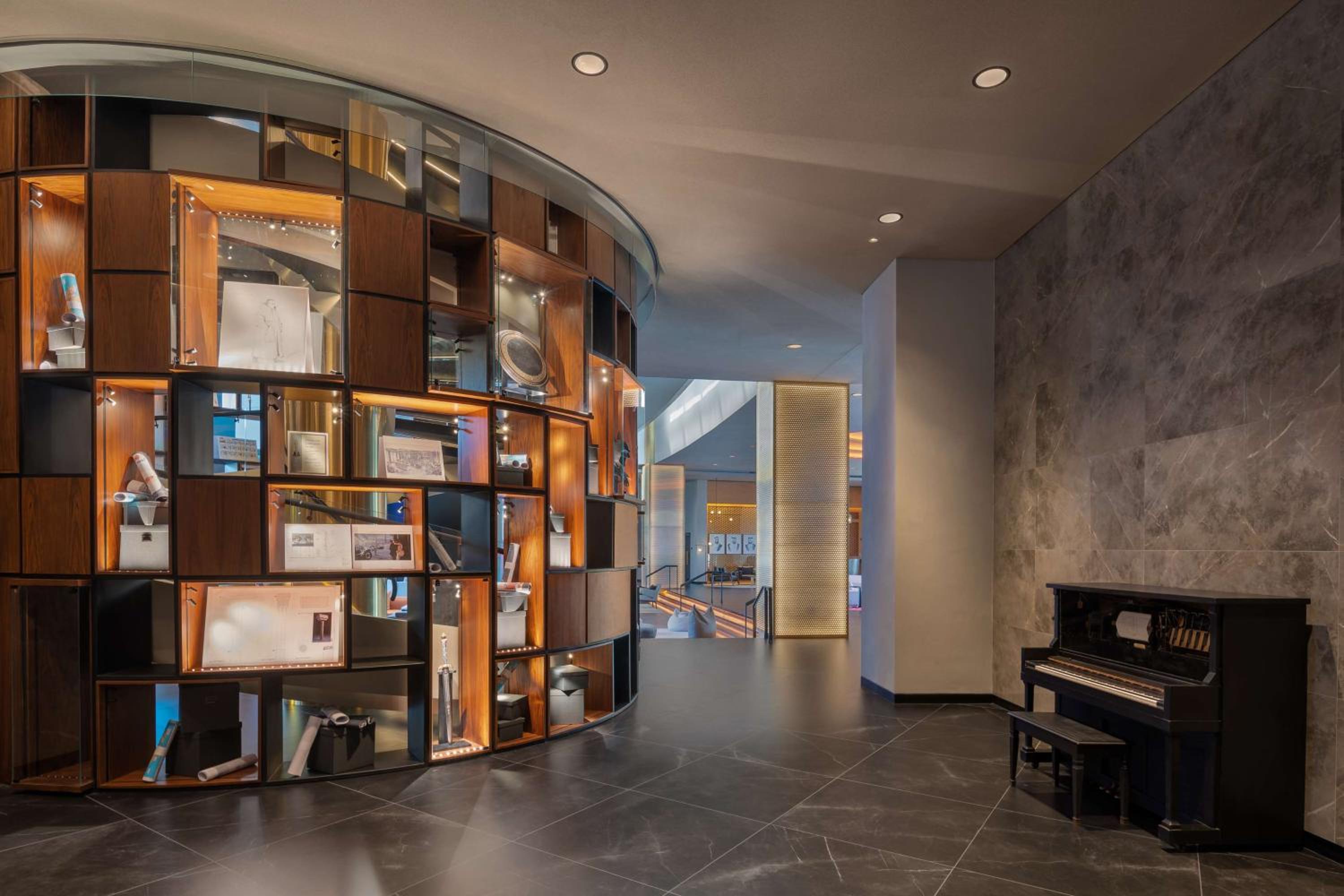 The WB Abu Dhabi, Curio Collection by Hilton — снимок 17