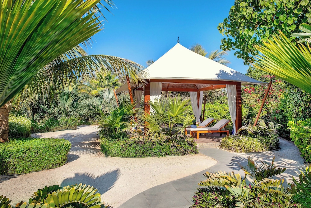 The Ritz-Carlton Ras Al Khaimah, Al Hamra Beach — снимок 24