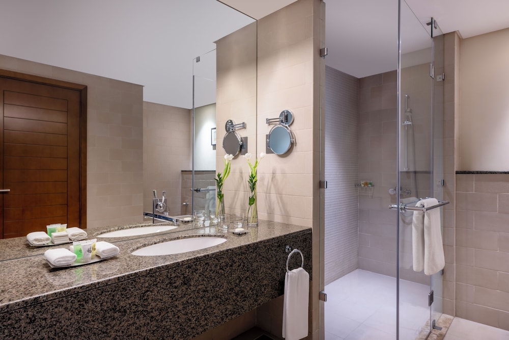 Grand Millennium Al Wahda — снимок 7