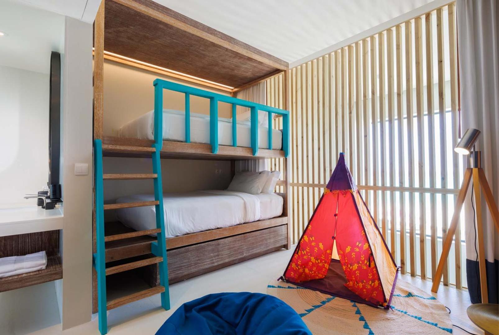 Hard Rock Hotel Maldives — снимок 14