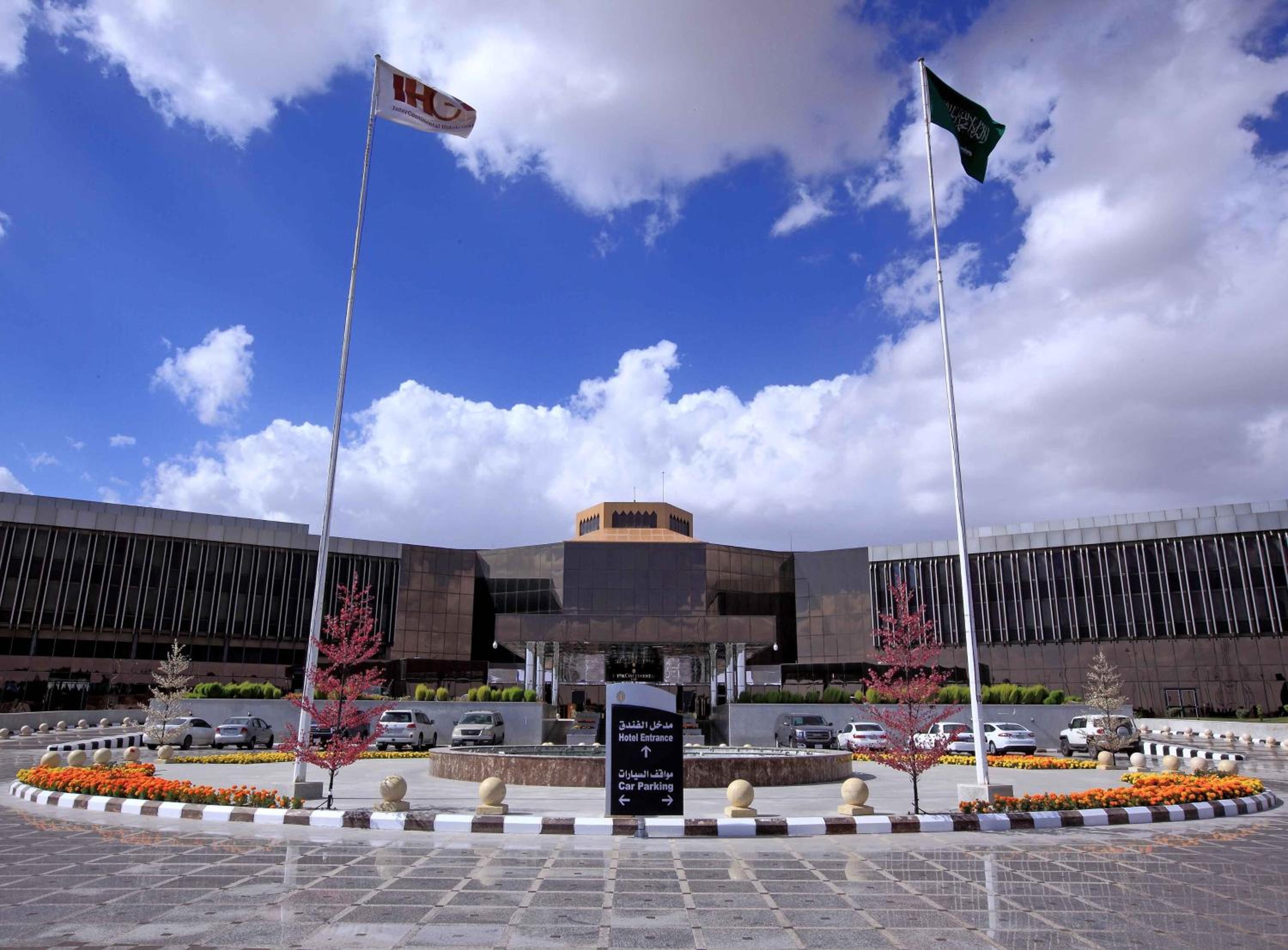 InterContinental TAIF, an IHG Hotel — вид курорта