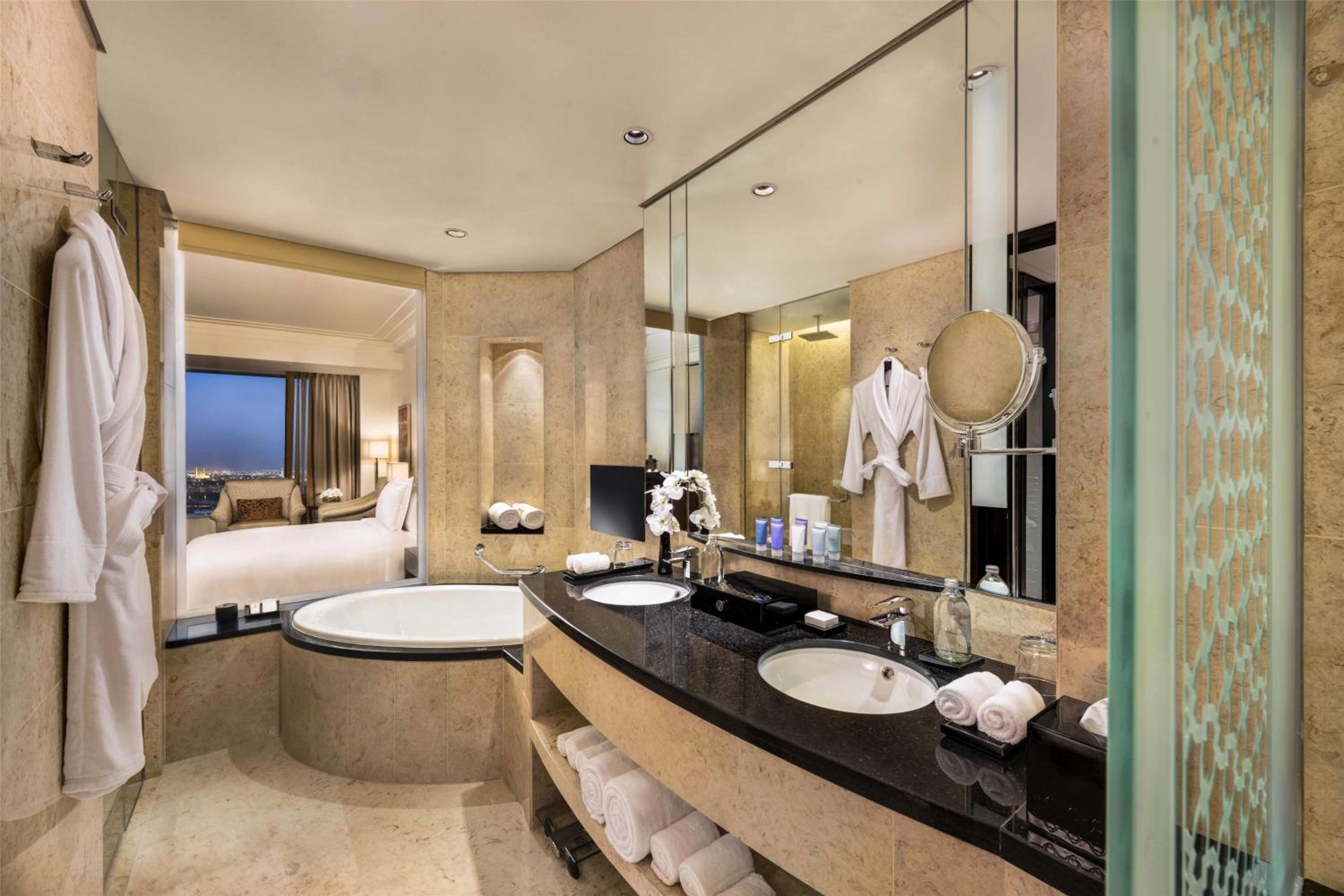 Conrad Dubai — снимок 26