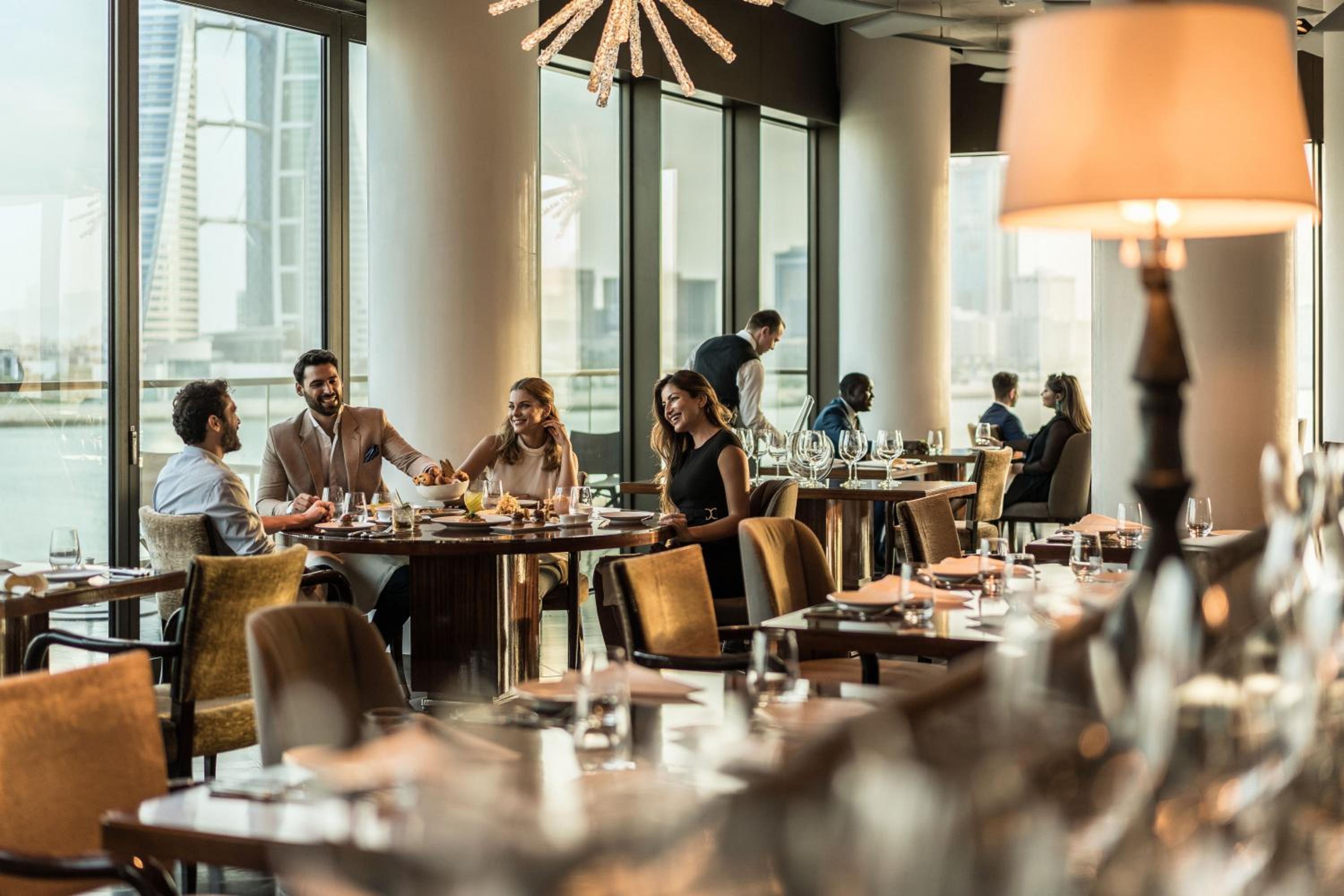 Four Seasons Hotel Bahrain Bay — снимок 4