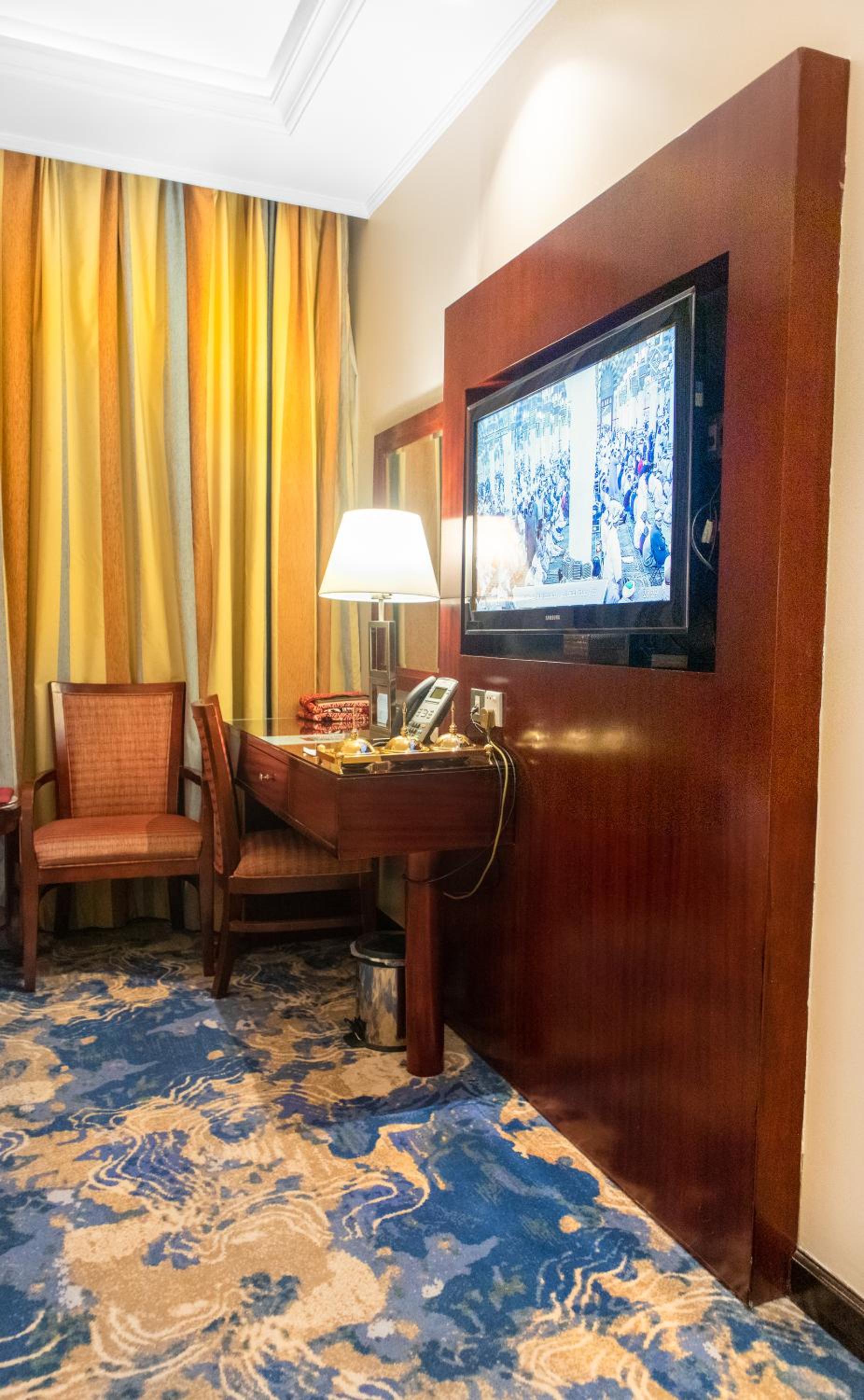 Al Eiman Royal Hotel — снимок 9
