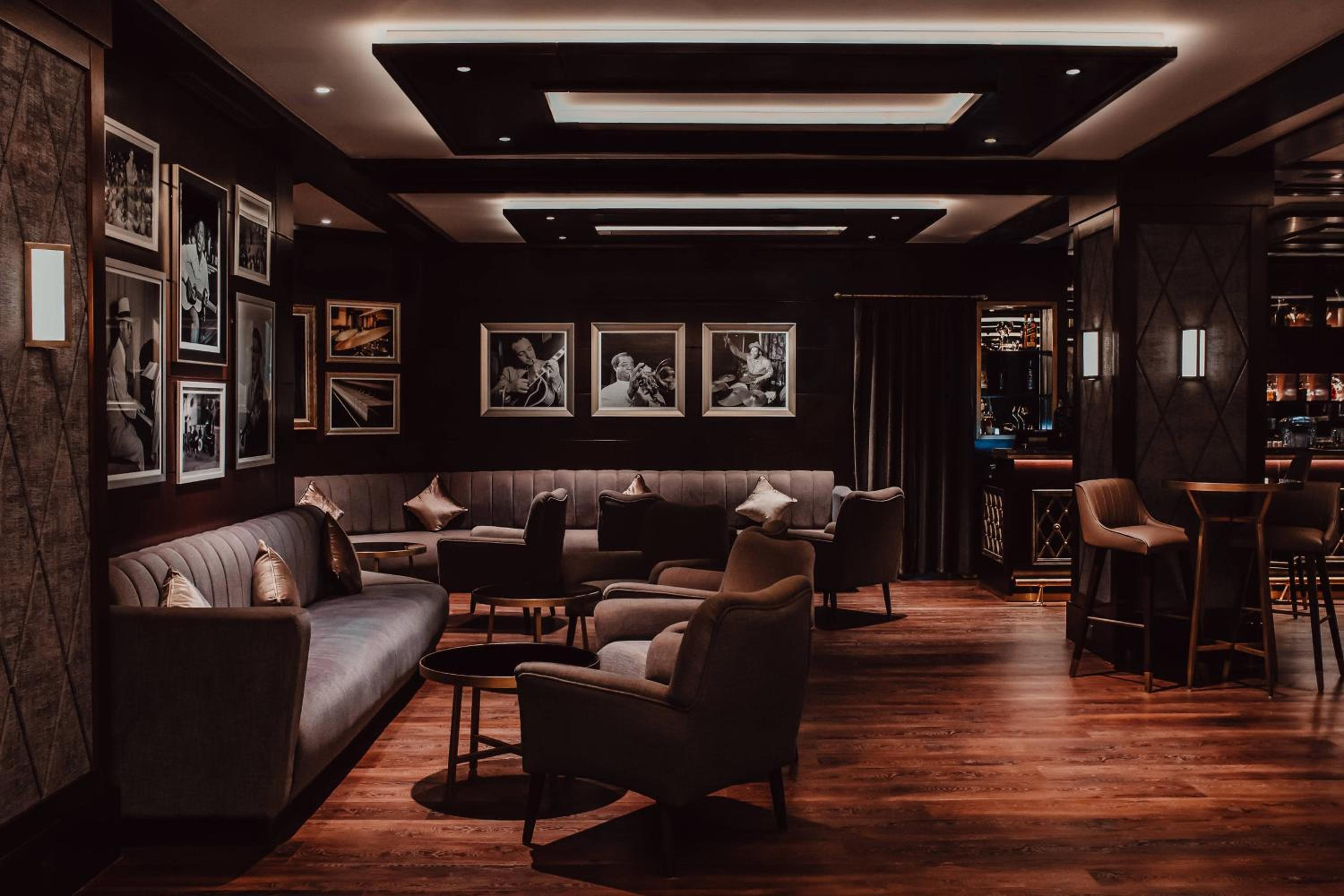 Al Bustan Palace, a Ritz-Carlton Hotel — снимок 4