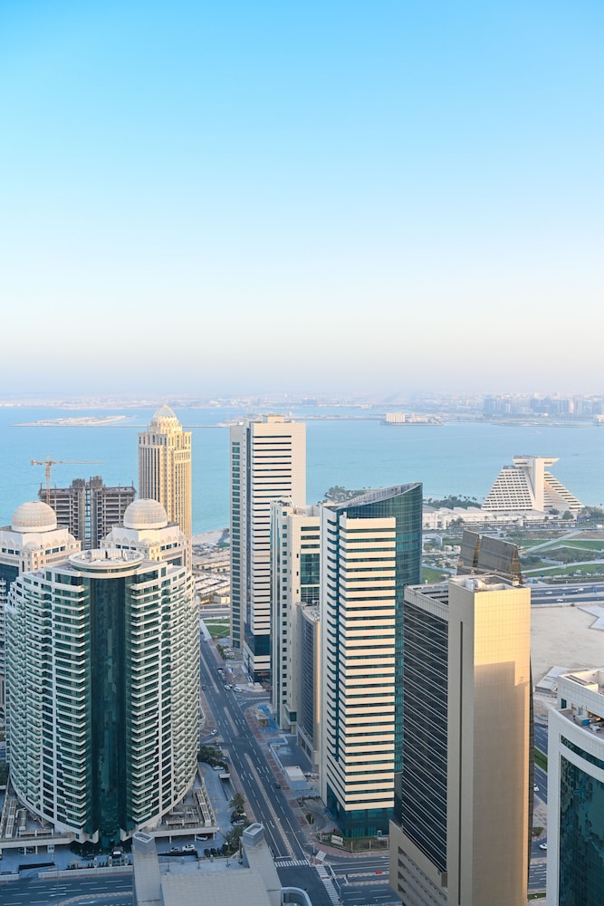 Crowne Plaza Doha West Bay, an IHG Hotel — снимок 6