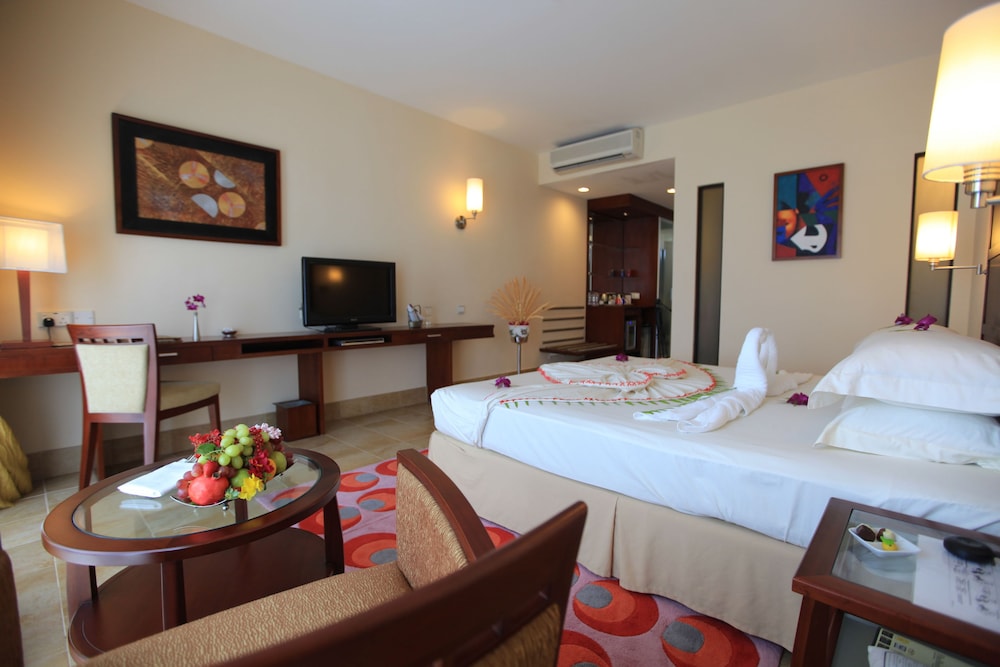 Hulhule Island Hotel — снимок 3