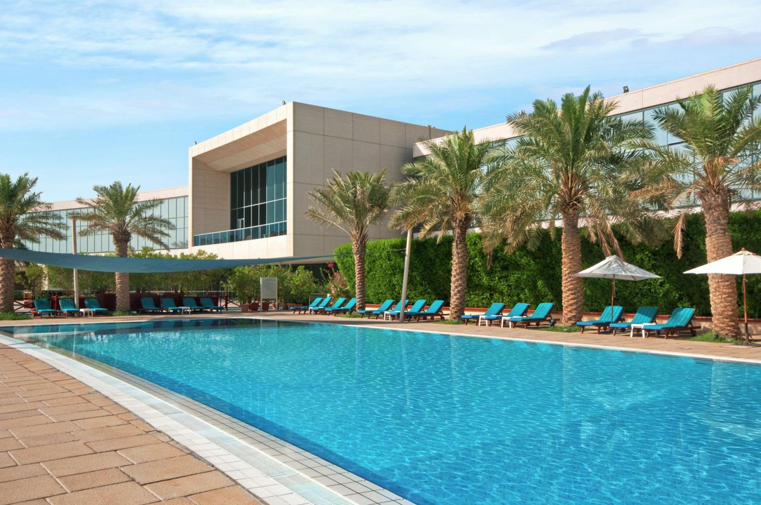 Hilton Kuwait Resort — снимок 8