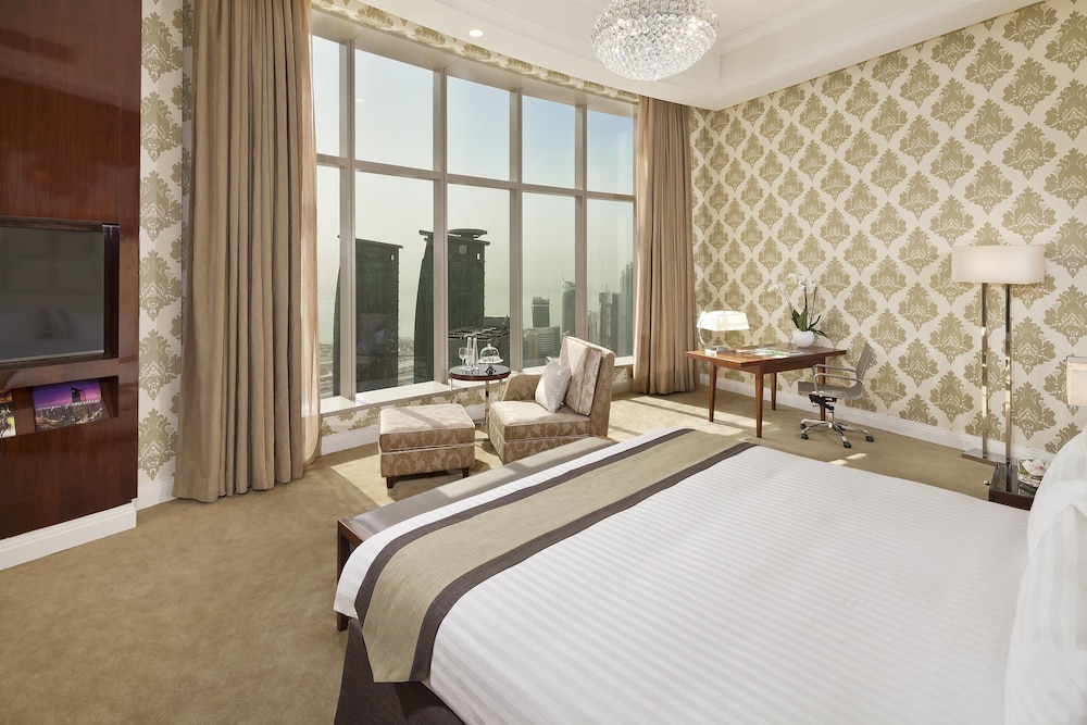 Crowne Plaza Doha West Bay, an IHG Hotel — снимок 28