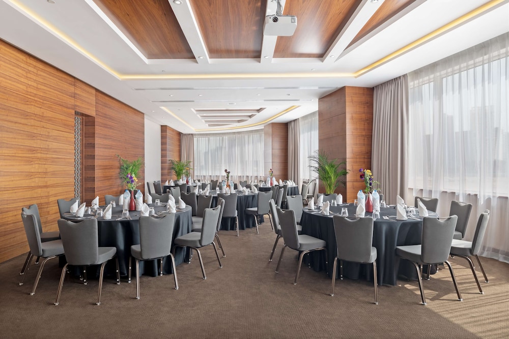 Radisson Blu Hotel Dubai Waterfront — снимок 9