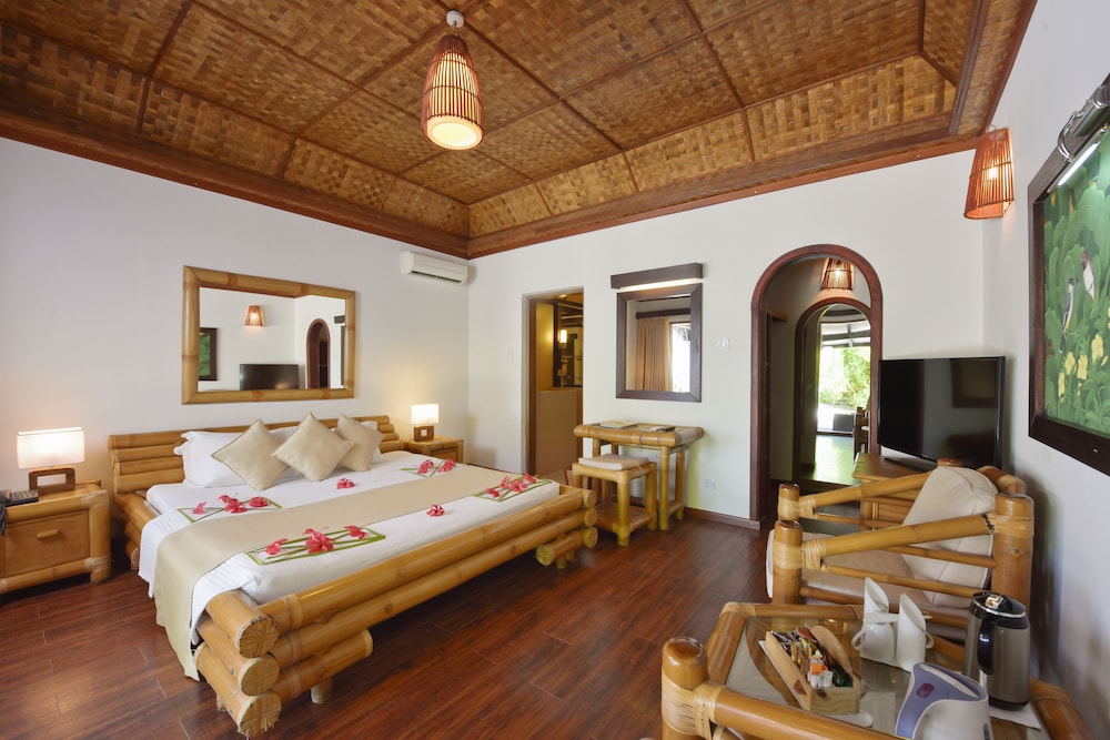 Angaga Island Resort and Spa — снимок 26