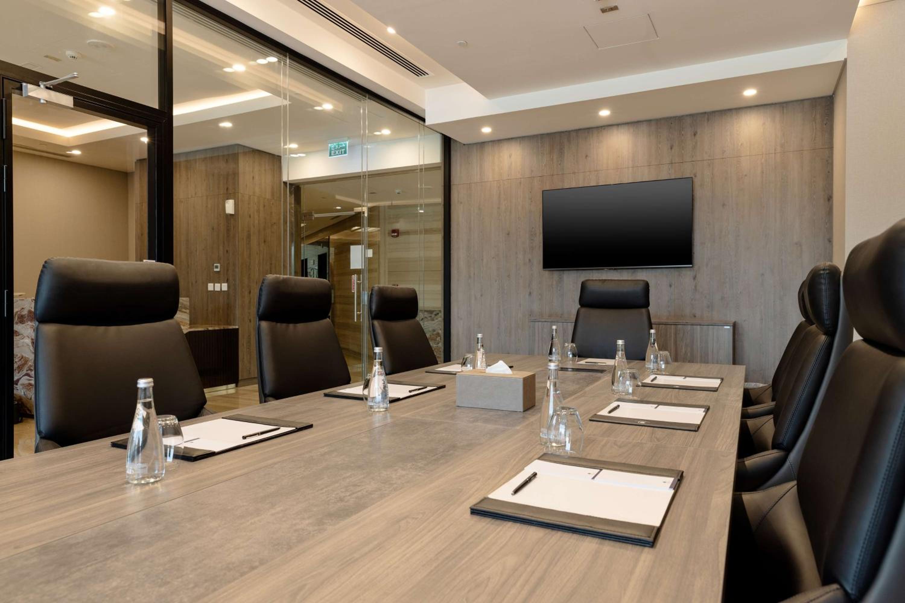 DoubleTree by Hilton Doha Downtown — снимок 30