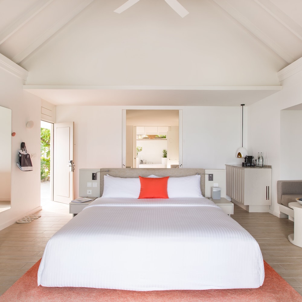 Lux* South Ari Atoll, Maldives — снимок 30