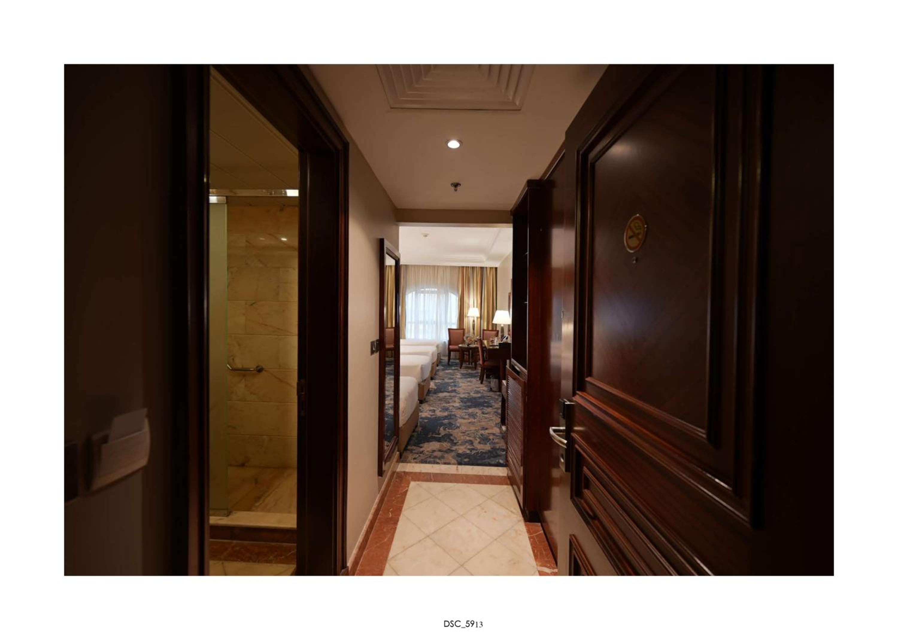 Al Eiman Royal Hotel — снимок 30