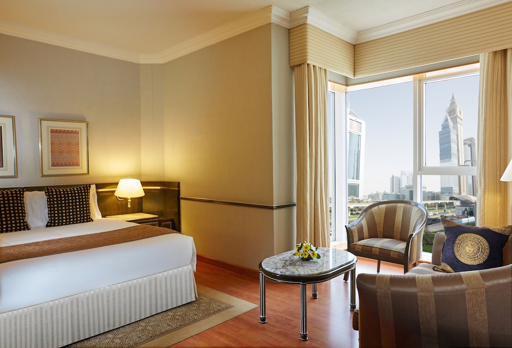 Crowne Plaza Dubai, an IHG Hotel — снимок 7