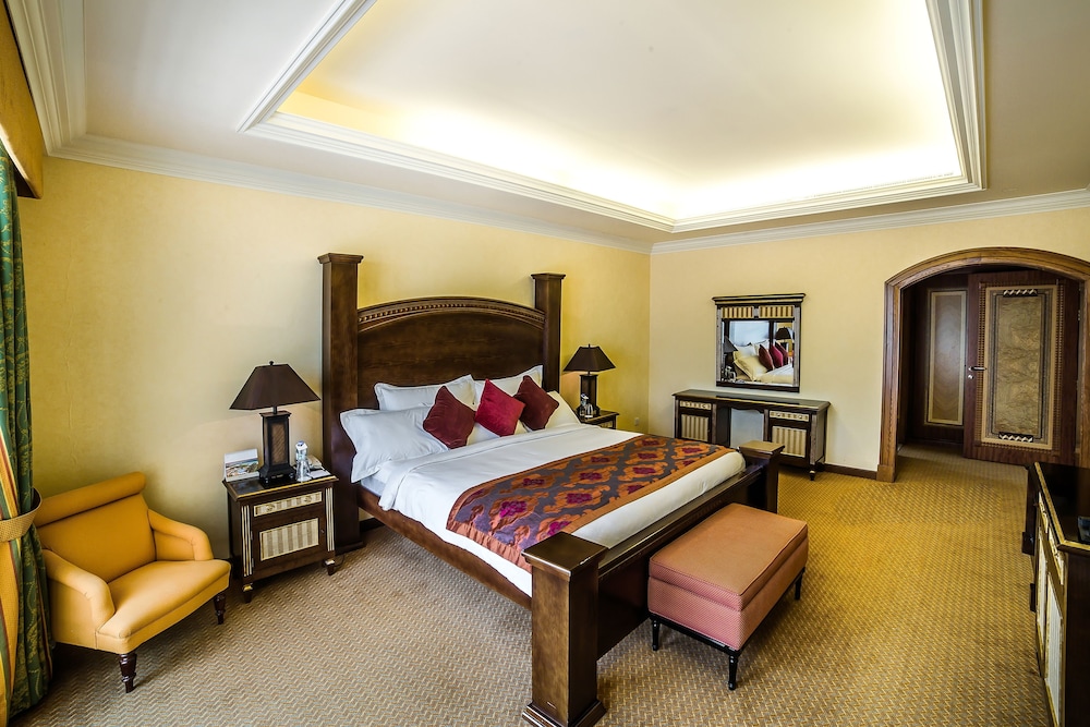 Al Raha Beach Hotel — снимок 13