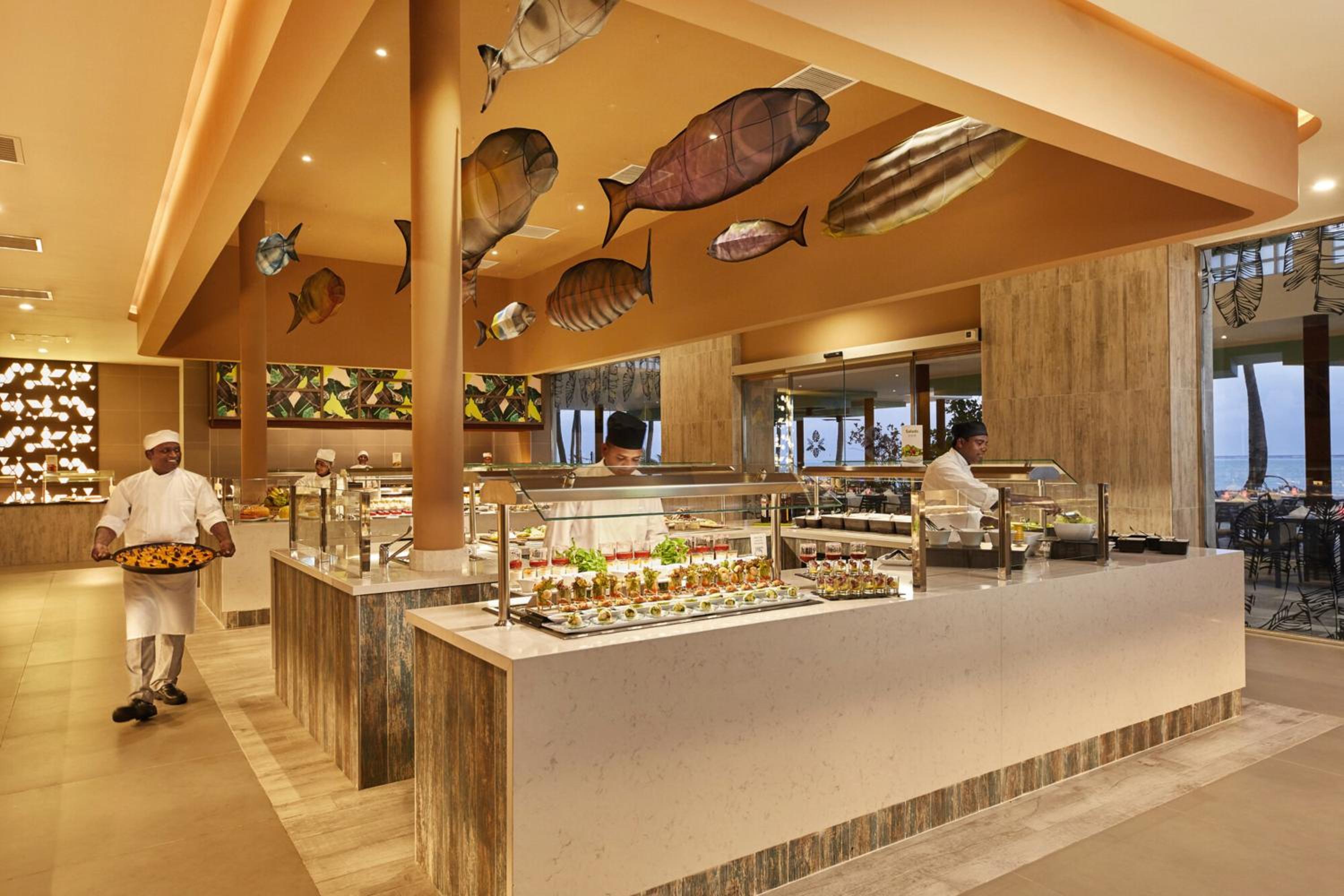 Riu Atoll and Riu Palace Maldivas — снимок 15