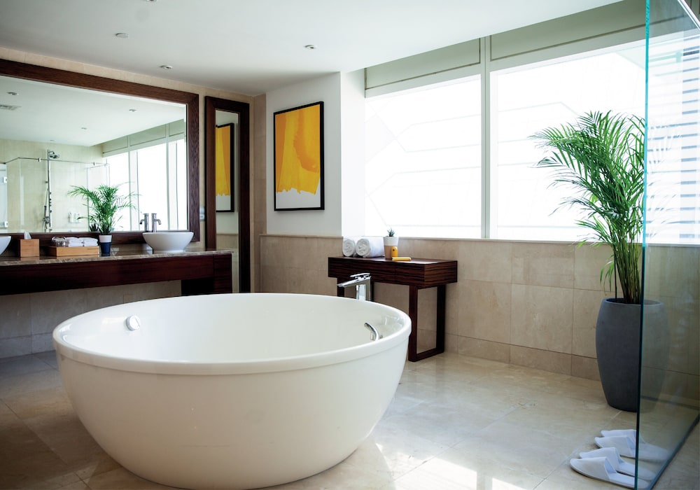 voco Dubai, an IHG Hotel — снимок 14