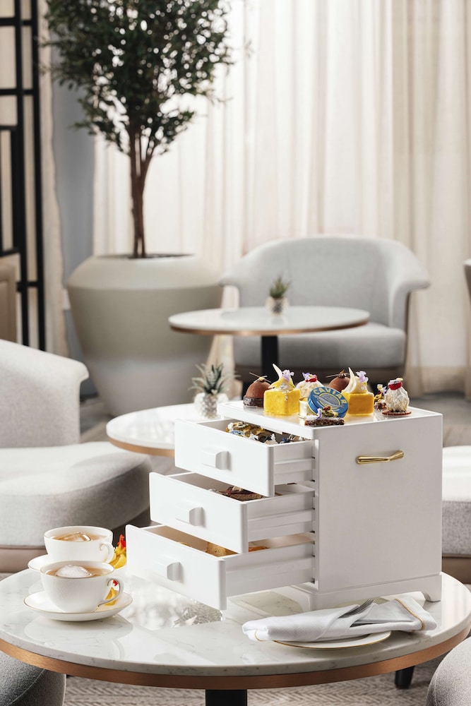 Address Boulevard — снимок 28